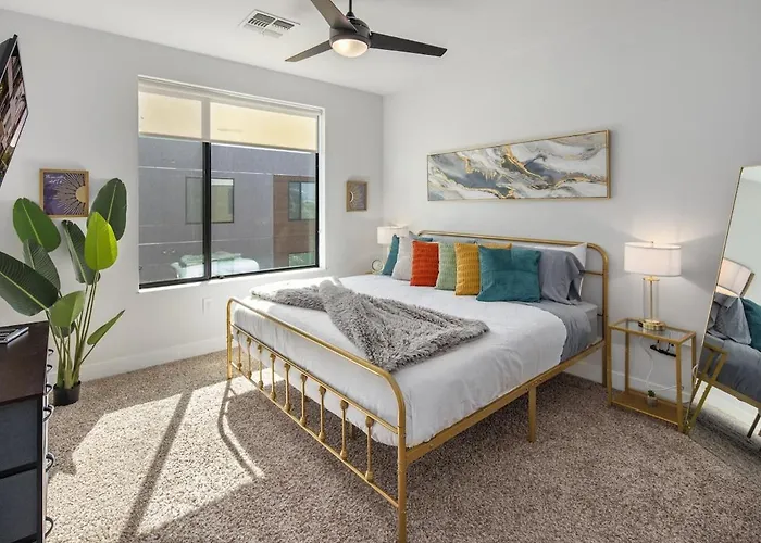 Escape To The Sage 2 Bedroom Town *