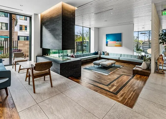 Escape To The Sage 2 Bedroom Town Apartment Tempe