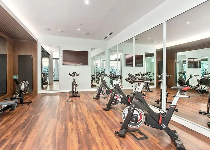 Escape To The Sage 2 Bedroom Town Apartment *